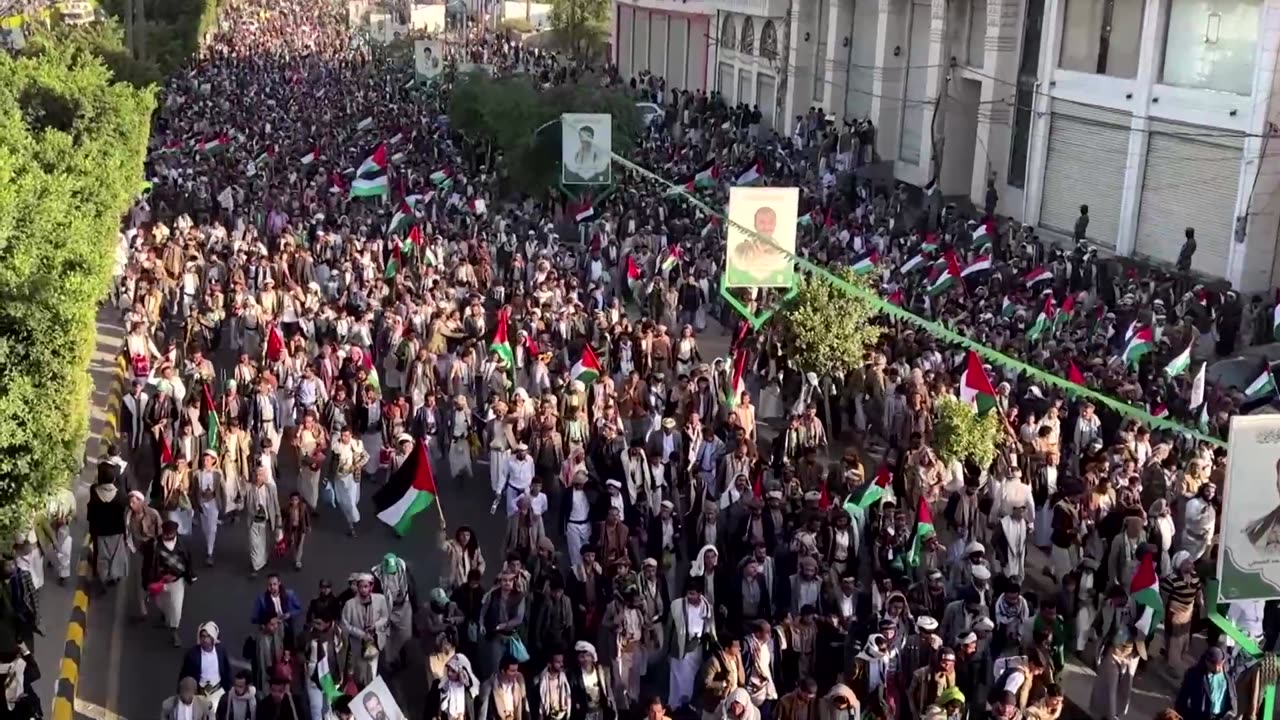 Muslims demand end to Israel's campaign in Gaza