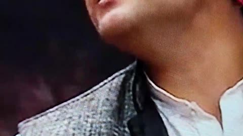 Tumhri beti ko leke ja rhe😂🤣