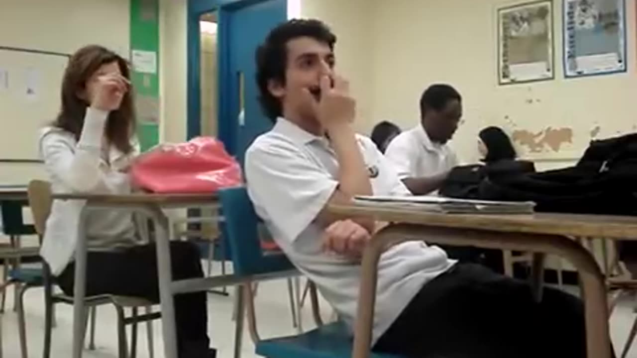BeatBox Harmonica in Math Class (original)