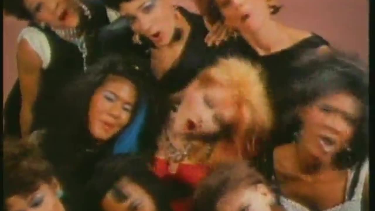 CYNDI LAUPER ... Girls Just Want To Have Fun