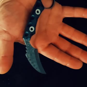 🔥Ultimate Self-Defense Knife🔥#edc #reels #youtubeshorts #viral #shortsvideo #shortsfeed