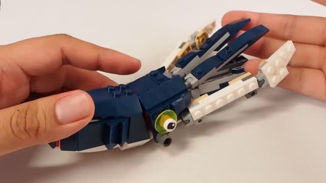 Lego building blocks arm