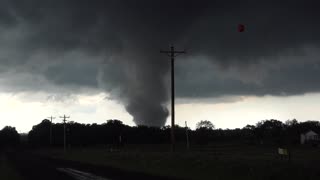 Thrill Seekers’ Close Encounter With Tornado Is Nothing But Incredible