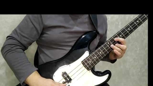 Metallica: One. Bass cover.