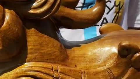 AMAZING WOOD CARVING - woodworking art #woodworkingart #shorts