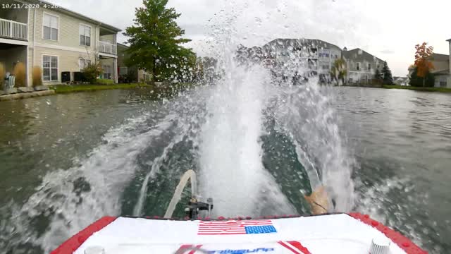 ProBoat Sonicwake 36 RC boat cams rear view