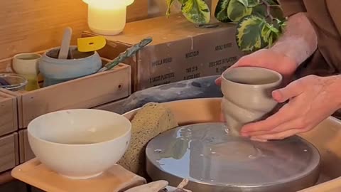 Cups that want to be held #pottery.mp4