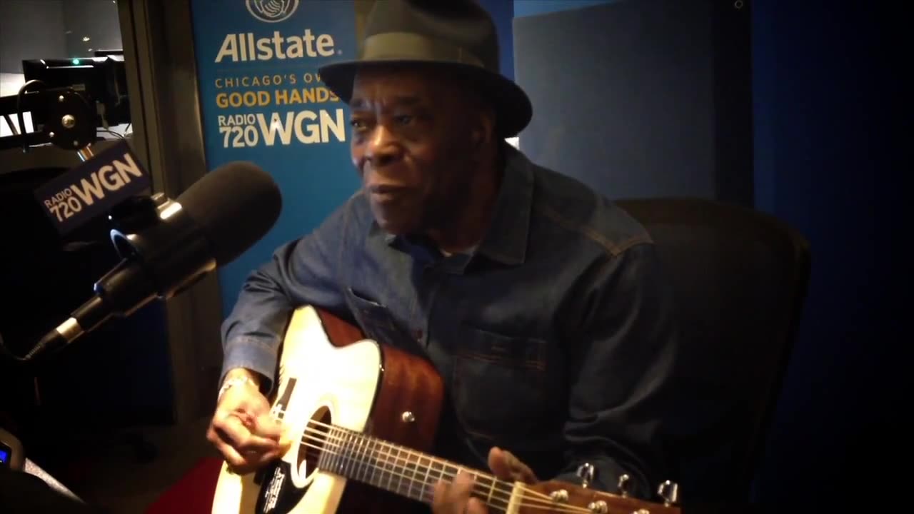 Buddy Guy acoustic in studio - Hoochie Coochie Man