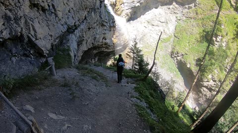 Bryndli to Gimmilwald hike 09