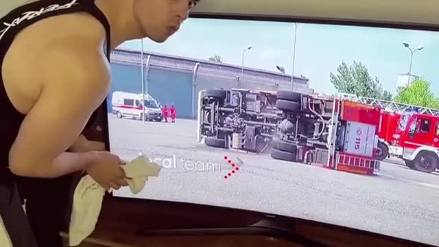 Be careful when wiping the TV.