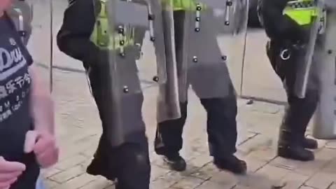 Protesters in Hull have the police retreating.