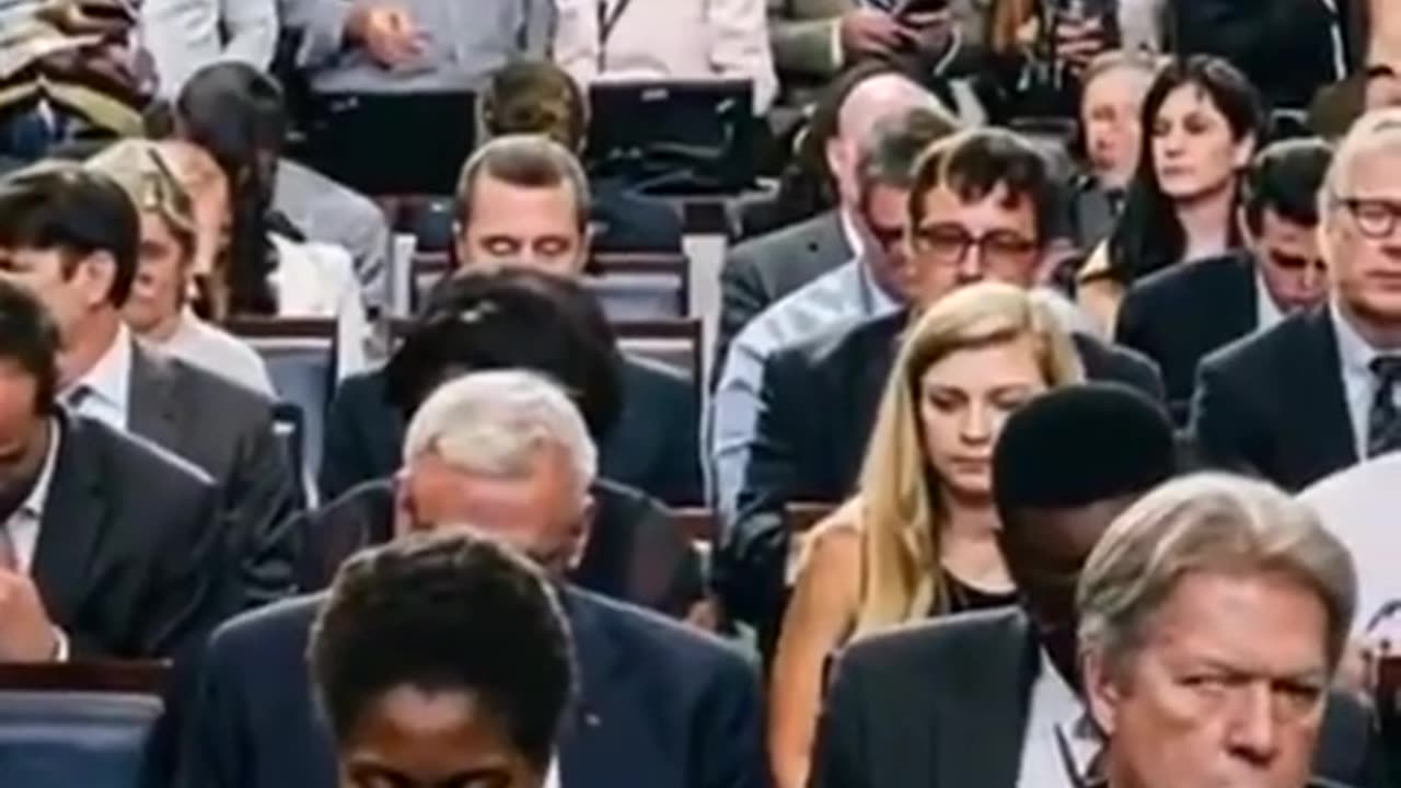 Barack and Trump Conversation