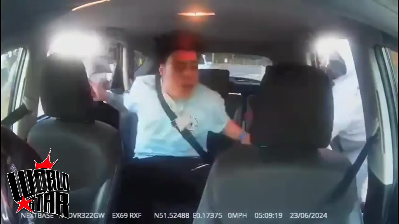 Crazy Scene UK Man Begs Uber To Drive As A Group Tries To Rob Him