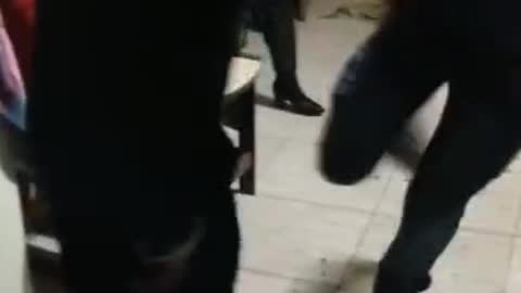 Velhinha de 70 anos dança 80's