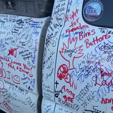 Canadian Freedom Fighters sign Truck in Ottawa
