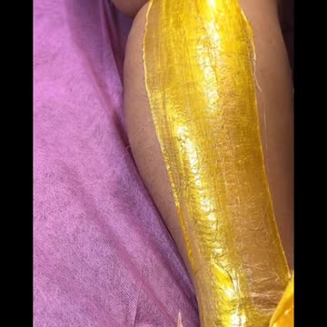 Leg Waxing with Sexy Smooth Golden Allure Hard Wax | @lagotti9