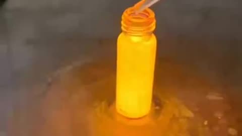 Glowing sticks magic reactions 😍