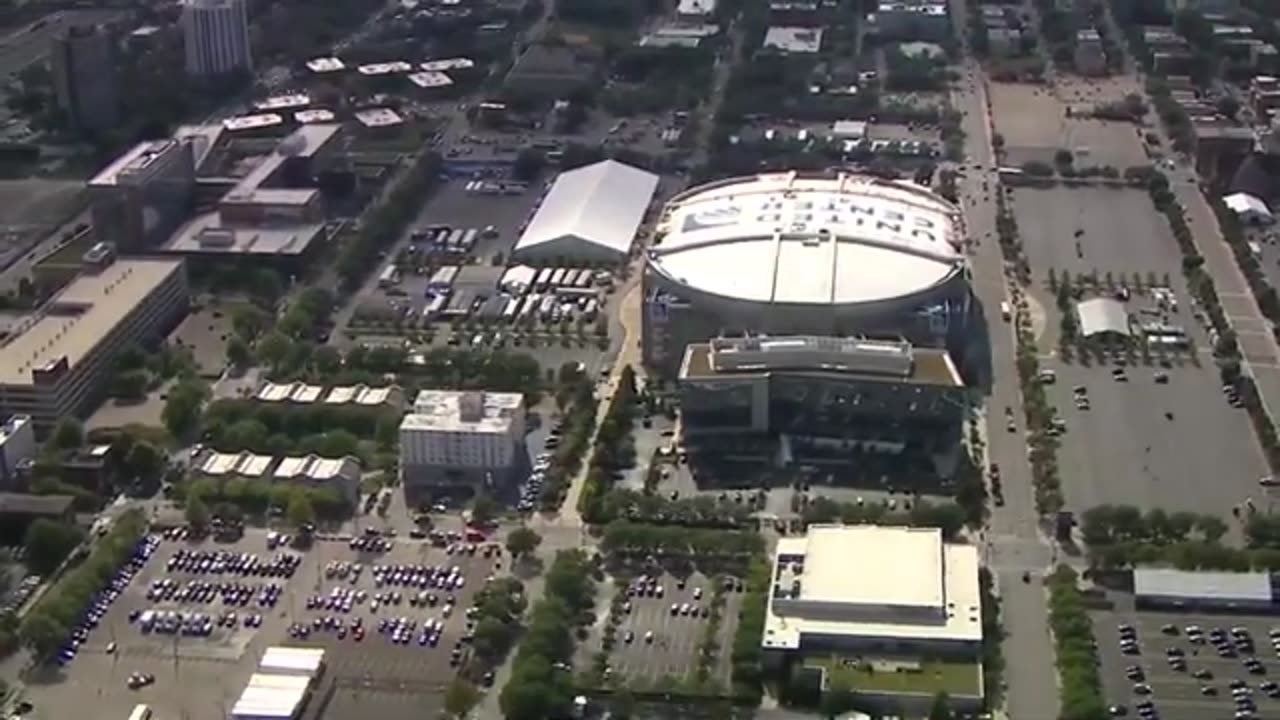 Closures continue around United Center ahead of Democratic National Convention