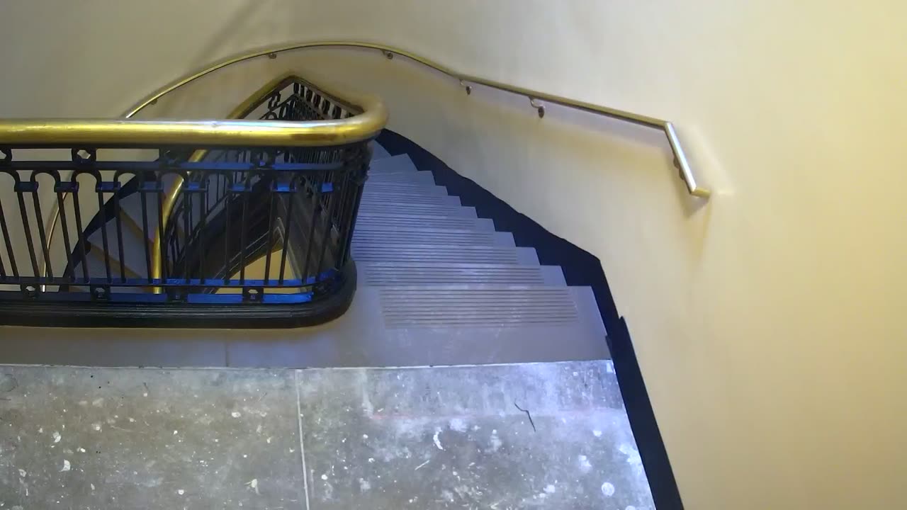 5191CHOB05Stair3_2021-01-06_16h20min03s677ms.mp4