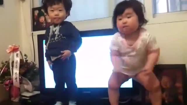 Ces_ bébés_ danseurs_ sont_juste_trop_mignons_3.