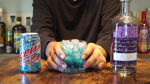 Absolut Wild Berri Vodka & Mtn Dew Liberty Chill