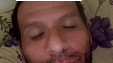 CINE SE AFLA IN SPATELE TIK TOK