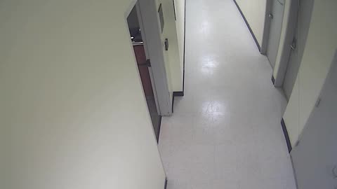 8802VZN06Elevator_2021-01-06_05h20min01s837ms.mp4