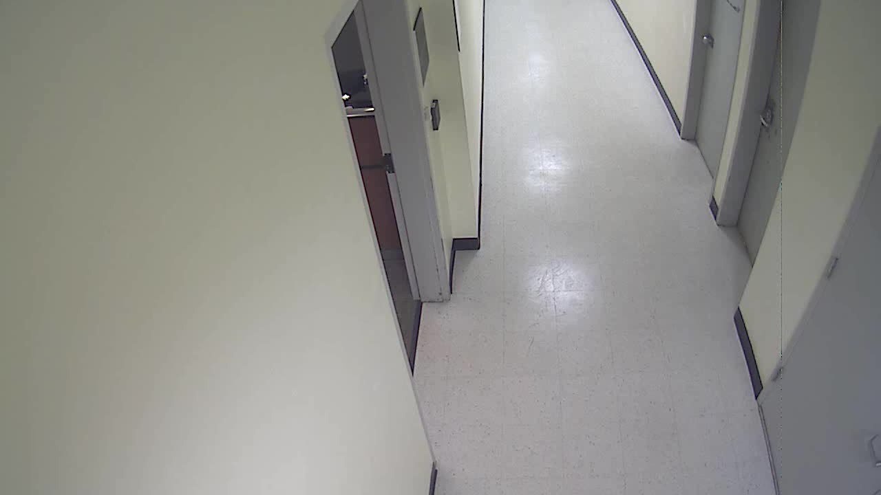 8802VZN06Elevator_2021-01-06_05h20min01s837ms.mp4