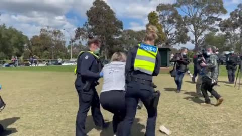 Brutality of Victoria Police Against Anti Lockdown Protestors
