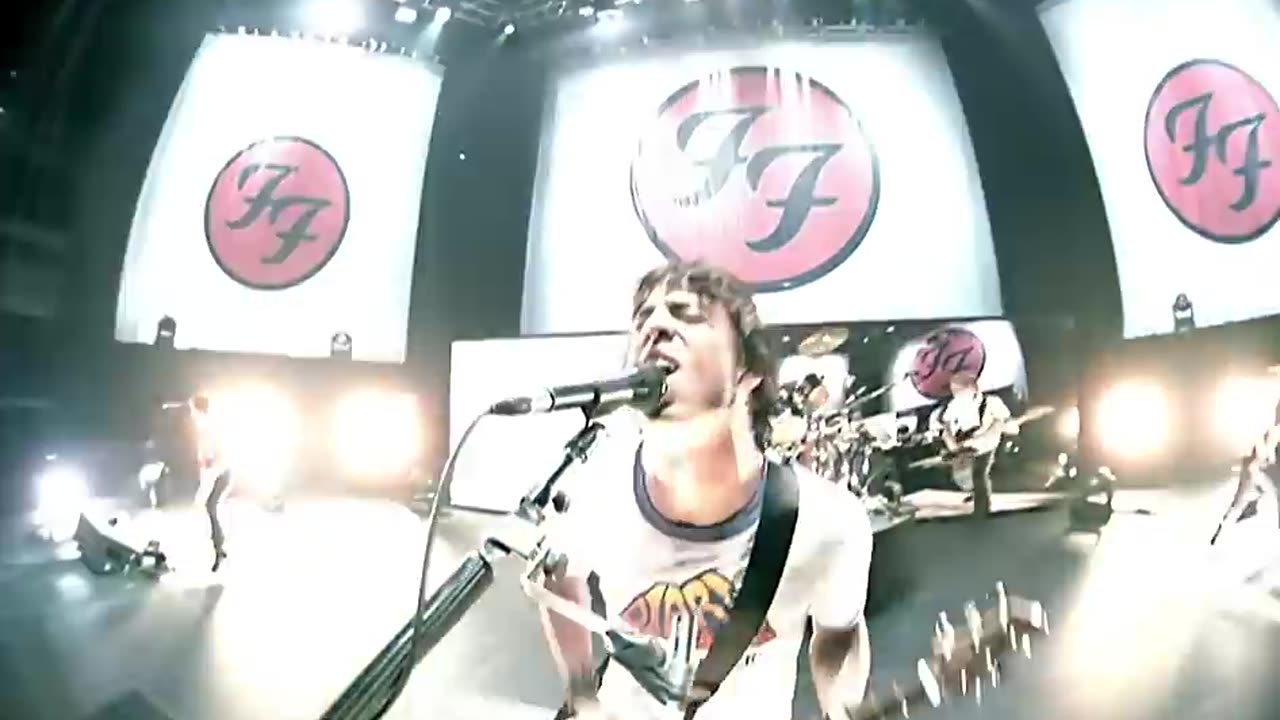 Foo Fighters - All My Life (Official Music Video)