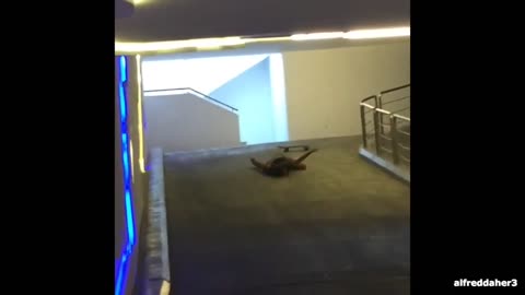 Hallway ramp skate fail before start