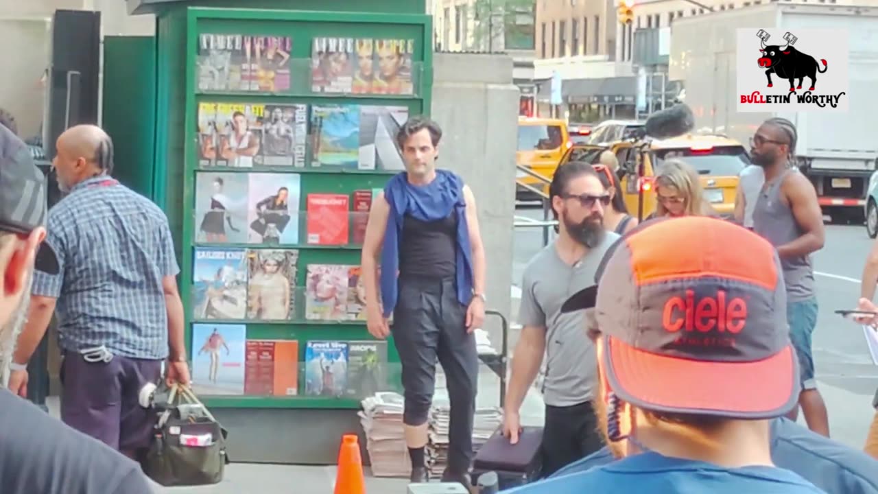 ' You ' Filming Penn Badgley - Season 5 Finale SPOILER! - Joe Convicted in News Paper! @YOUNetflixTV