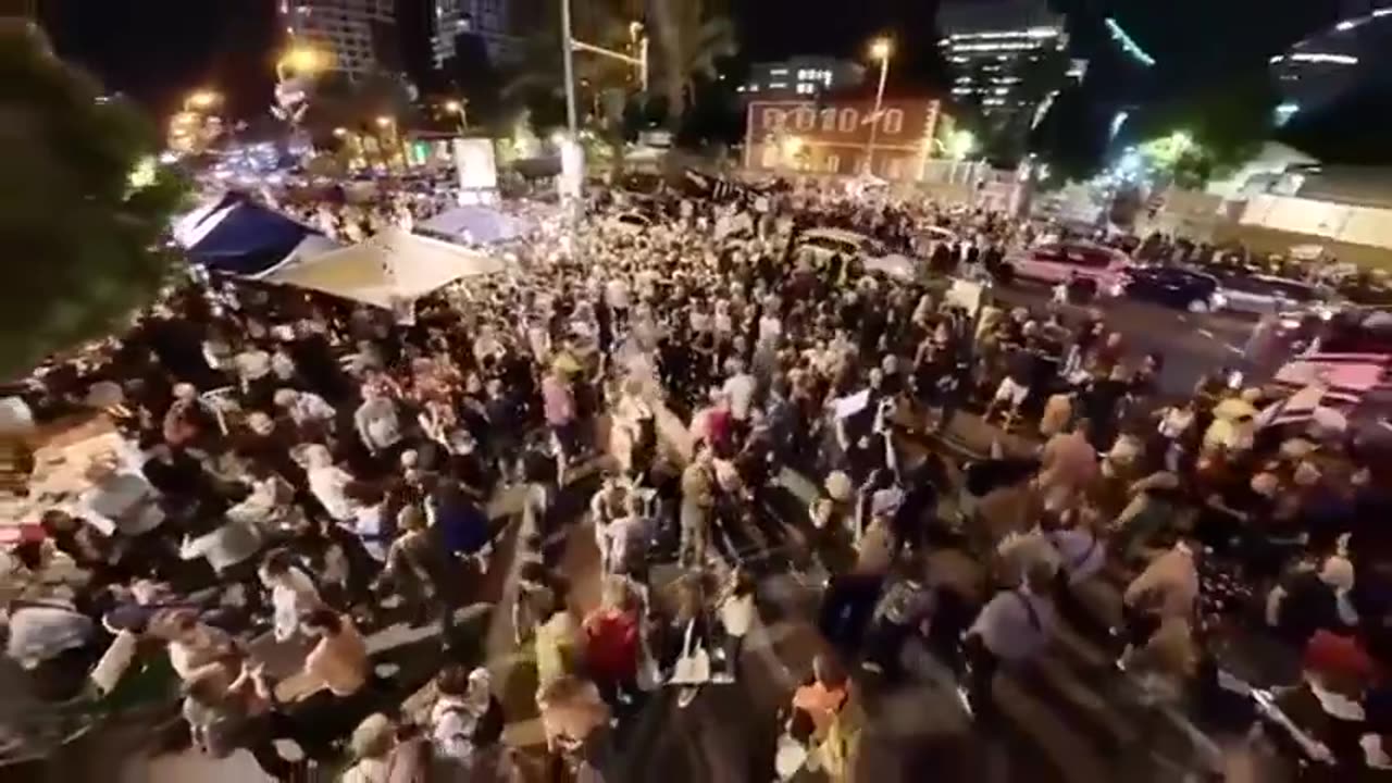 Thousands of Demonstrators in Tel Aviv Are Demanding Netanyahu’s Resignation. 10 hours ago