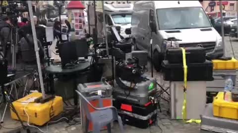 Upravljanje pozornicom ...