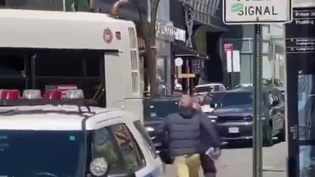 NYC Cop Hit in the face randomly
