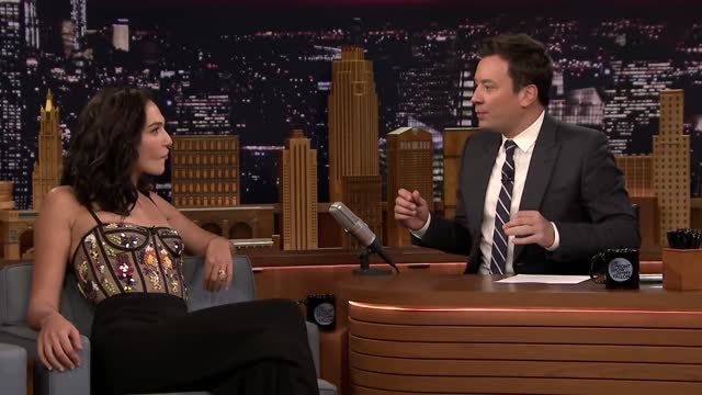 Gal Gadot Tries a Reese_s Peanut Butter Cup for the First Time