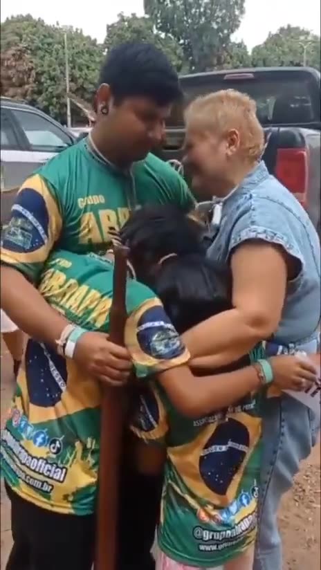 Cacique Tsereré é solto após decisão de Moraes; vídeo mostra reencontro com a família