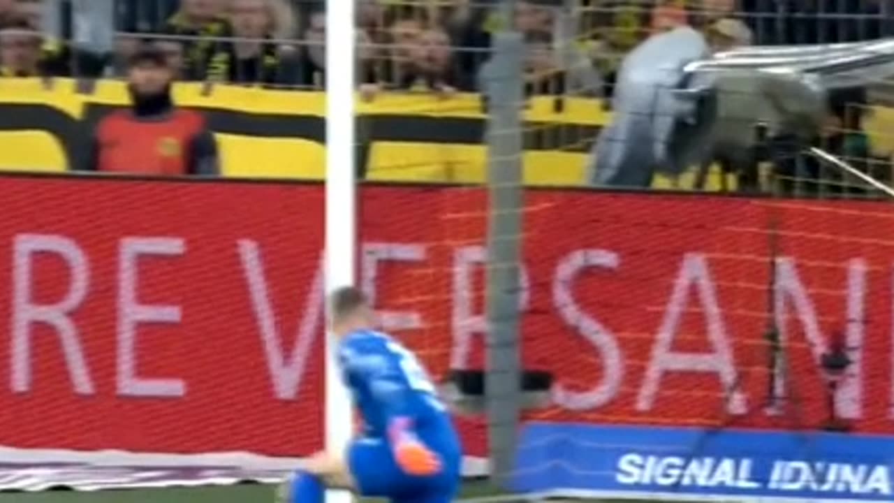 برترین گلهای از فاصله دور در بوندسلیگا ۲۰۲۲/۲۳ --Top goals from distance in Bundesliga 2022/23