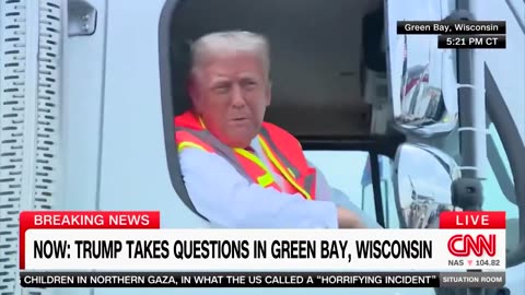 Trump in a garbage truck!!!