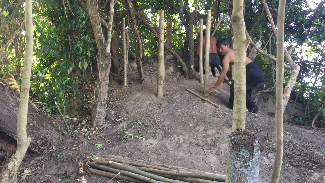 Build Most Secret Underground Bamboo House By Ancient Skill