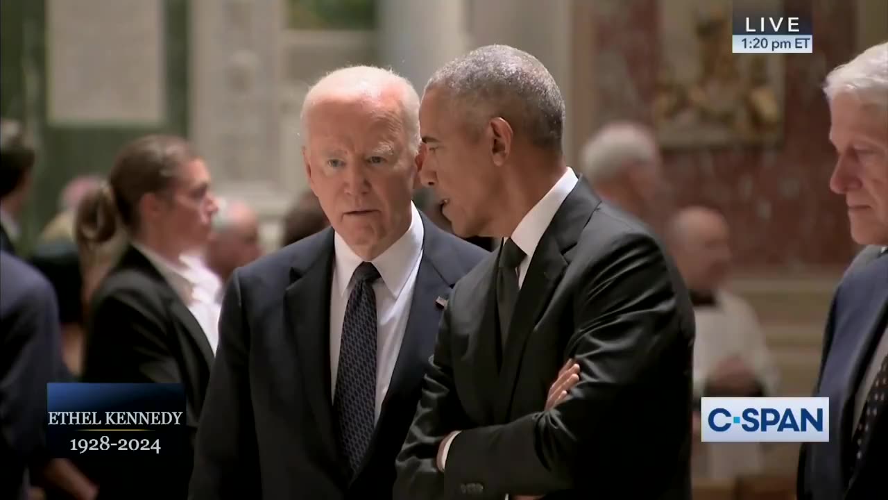 Biden And Obama Seen Having 'Very Tense' Conversation During Ethel Kennedy's Funeral