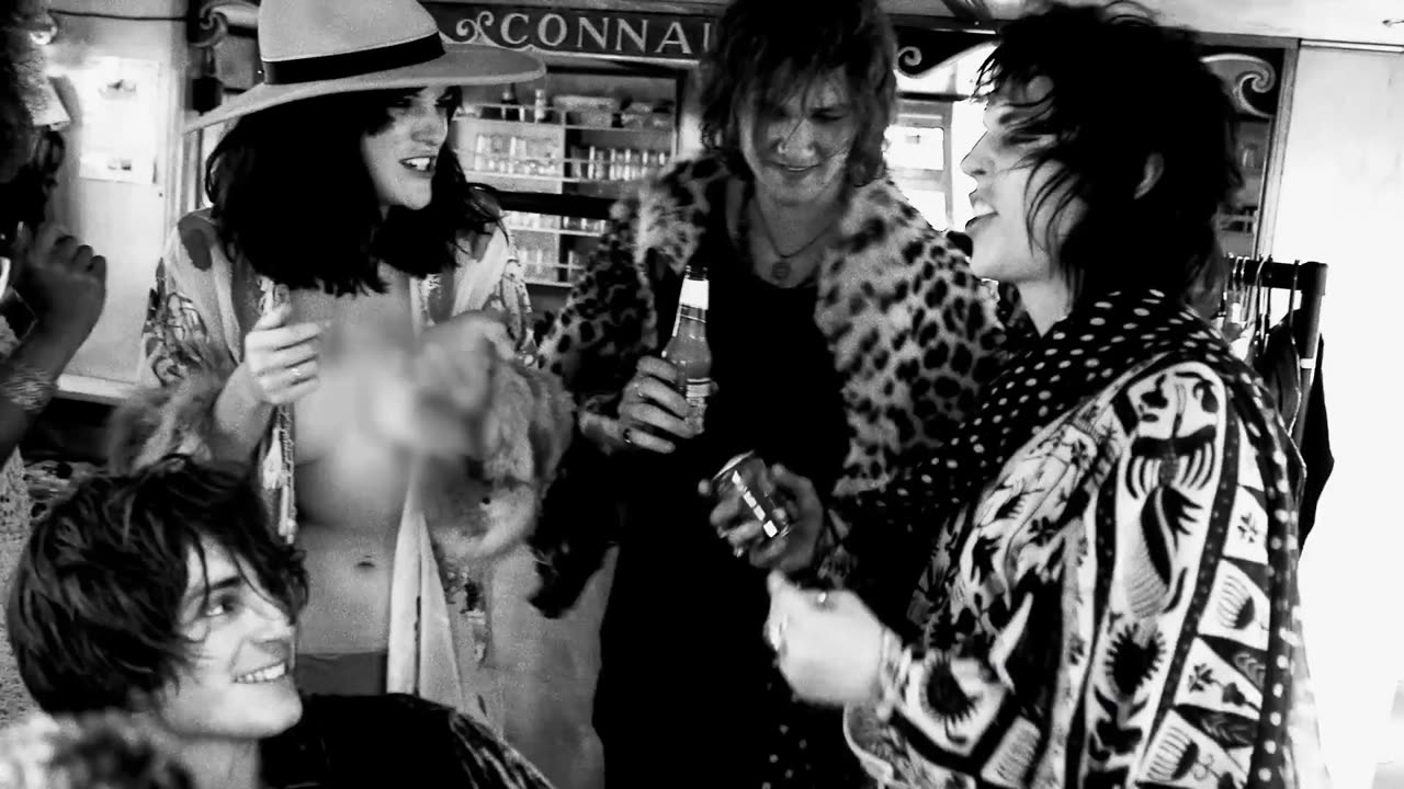 The Struts - Could Have Been Me (Official Music Video)