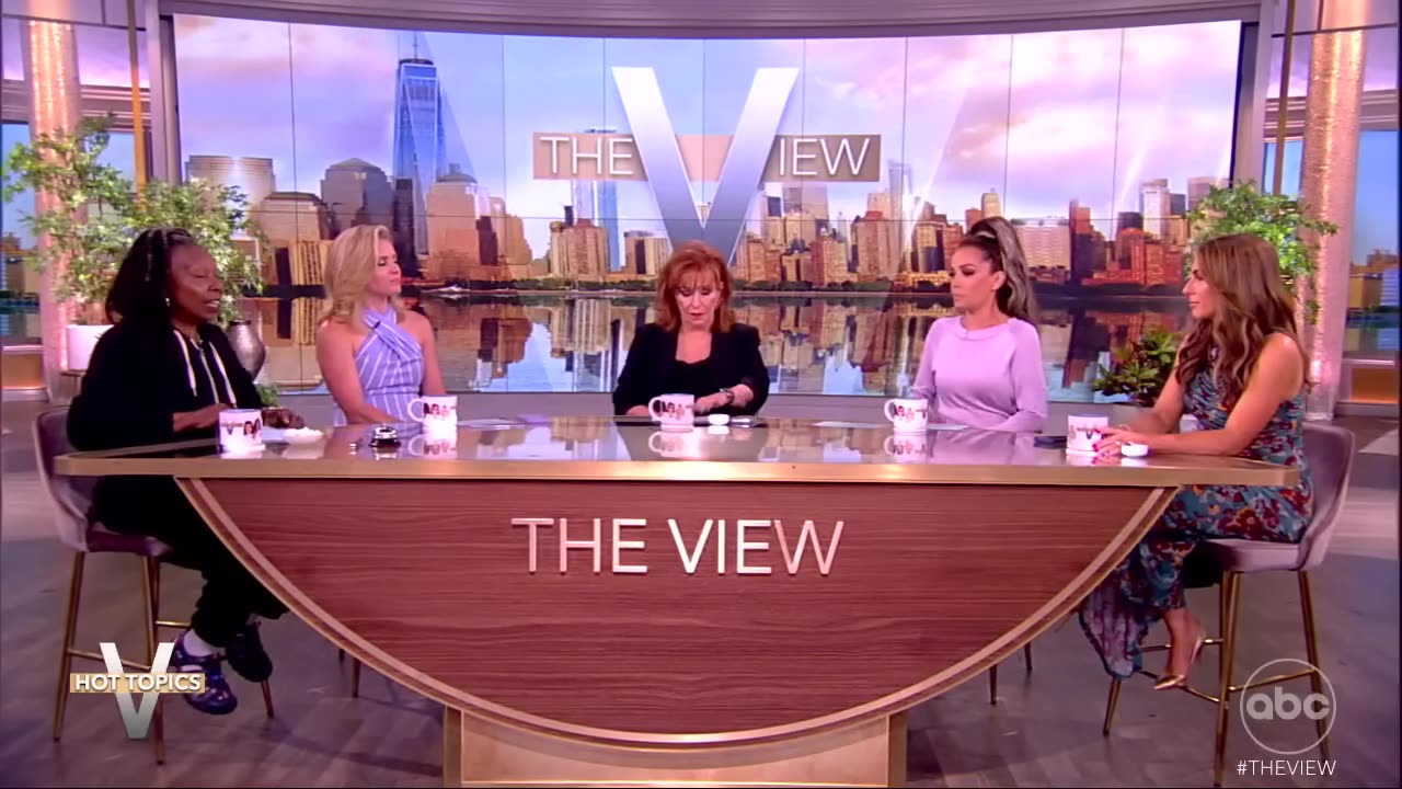 Triumph The Insult Comic Dog Ribs Undecided Voters | The View