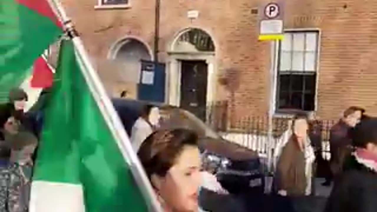 Dublin today protesting they are with Palestine!