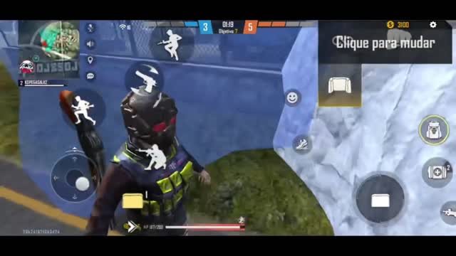 Free Fire EM 1 PESSOA wonderful god operation, learn quickly17