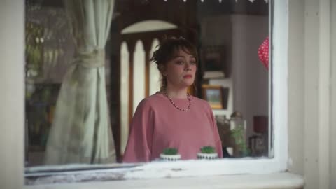 Bahar rompe el silencio, destapa su pasado y comienza su nueva vida con una actitud implacable