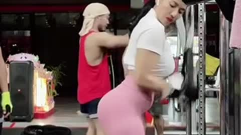 TikTok Sexy Workout Girl