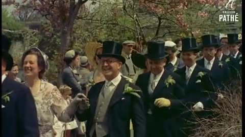 Furry Dance (Fuh Ree) - Flora Day - Helston - Newsreel - 1955