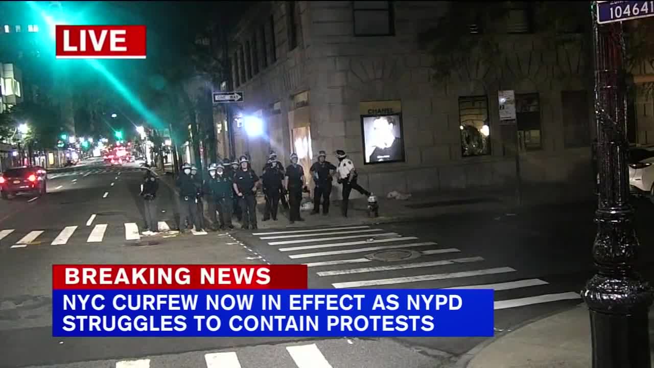 Looters strike luxury shops around NYC before curfew sets in