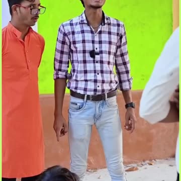 When the student ate, the teacher gutka شاگرد نے کھایا گھٹکا تو استاد نے کی